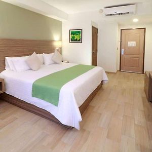Habitación con Cama King